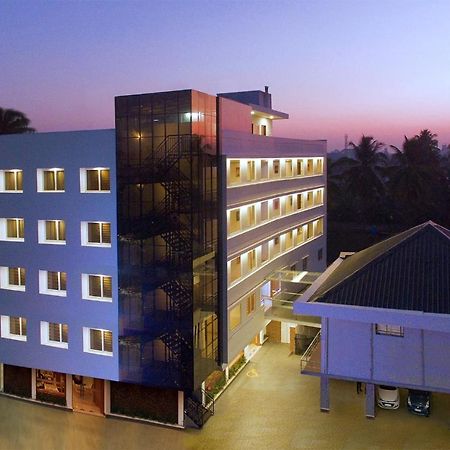 Hotel Park Residency Calicut Esterno foto